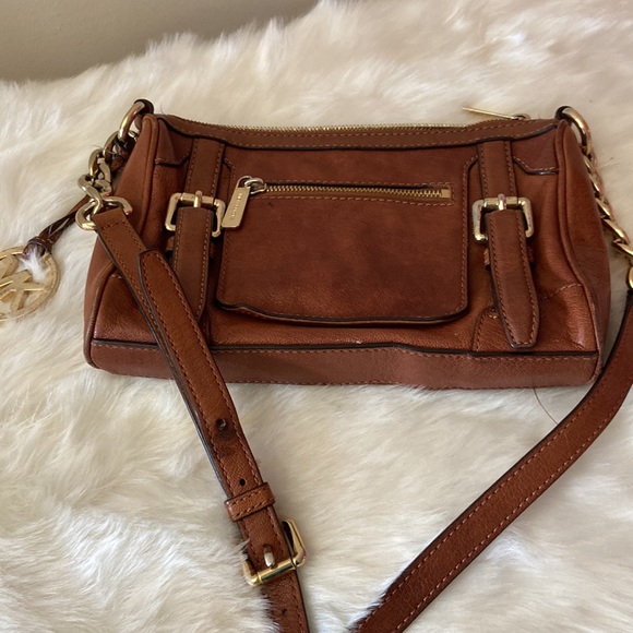 Michael Kors brown crossbody bag with gold tone hardware. - Picture 10 of 10